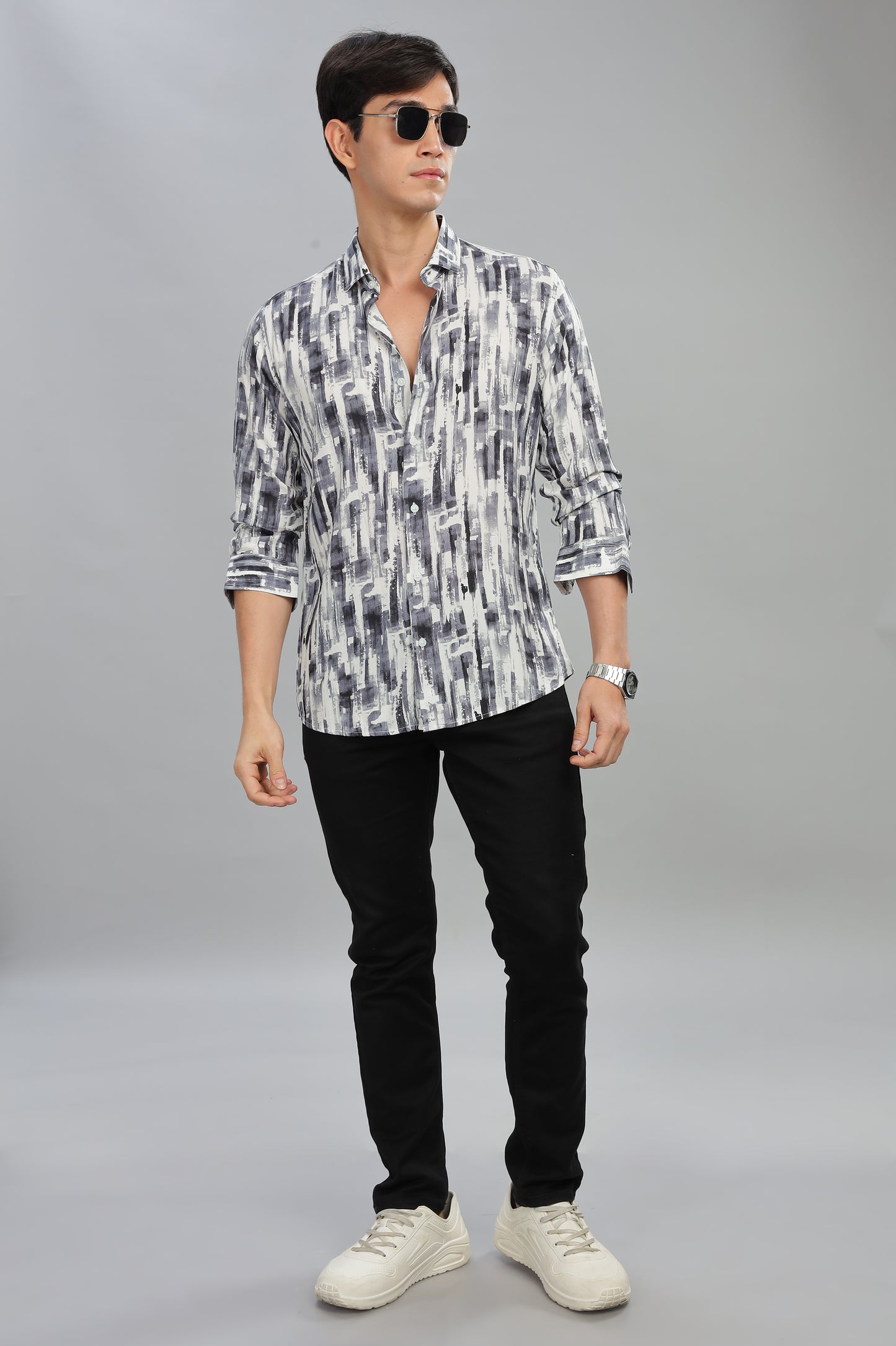 Oldlove Monochrome Motion Print Shirt