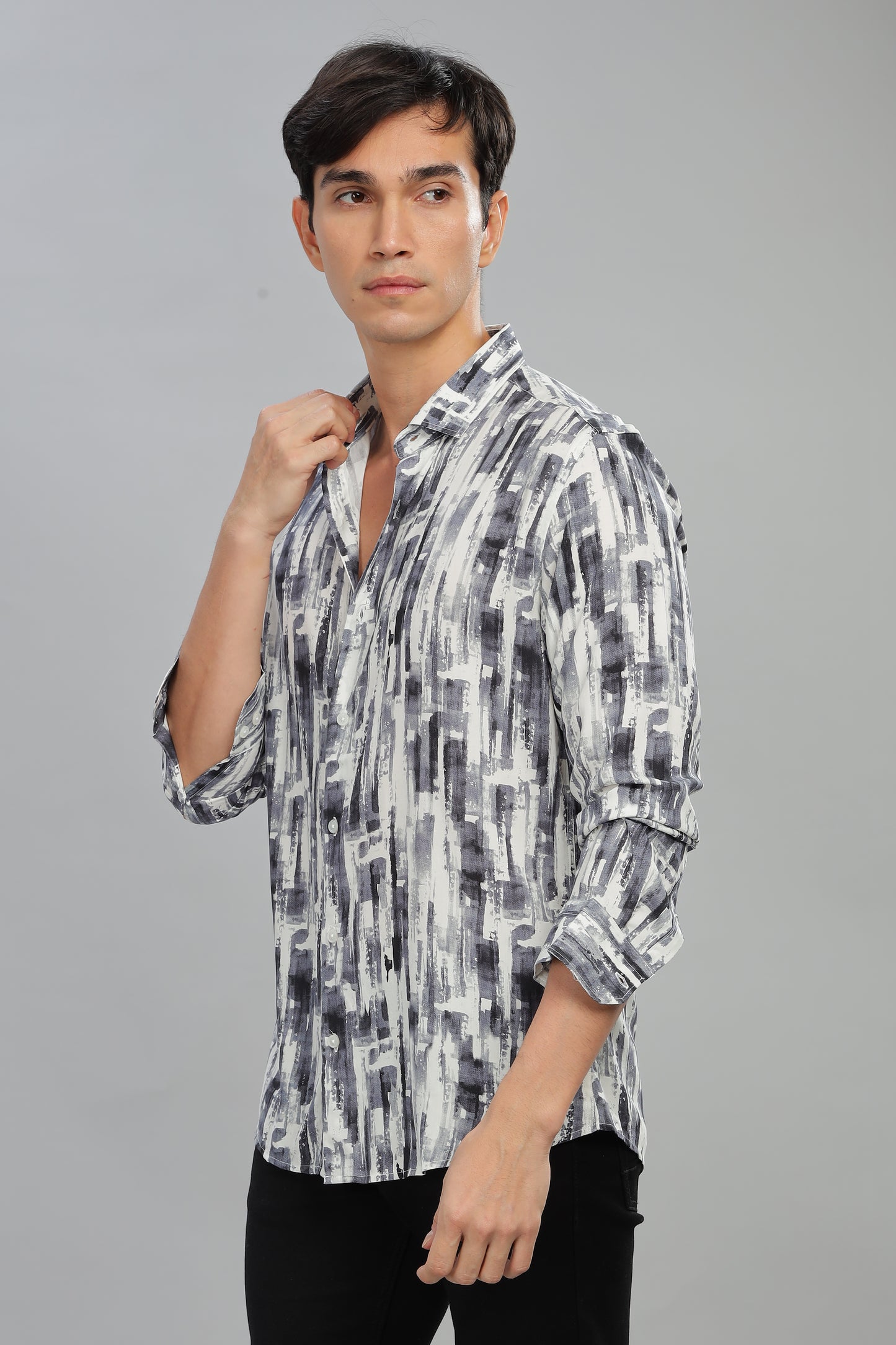 Oldlove Monochrome Motion Print Shirt