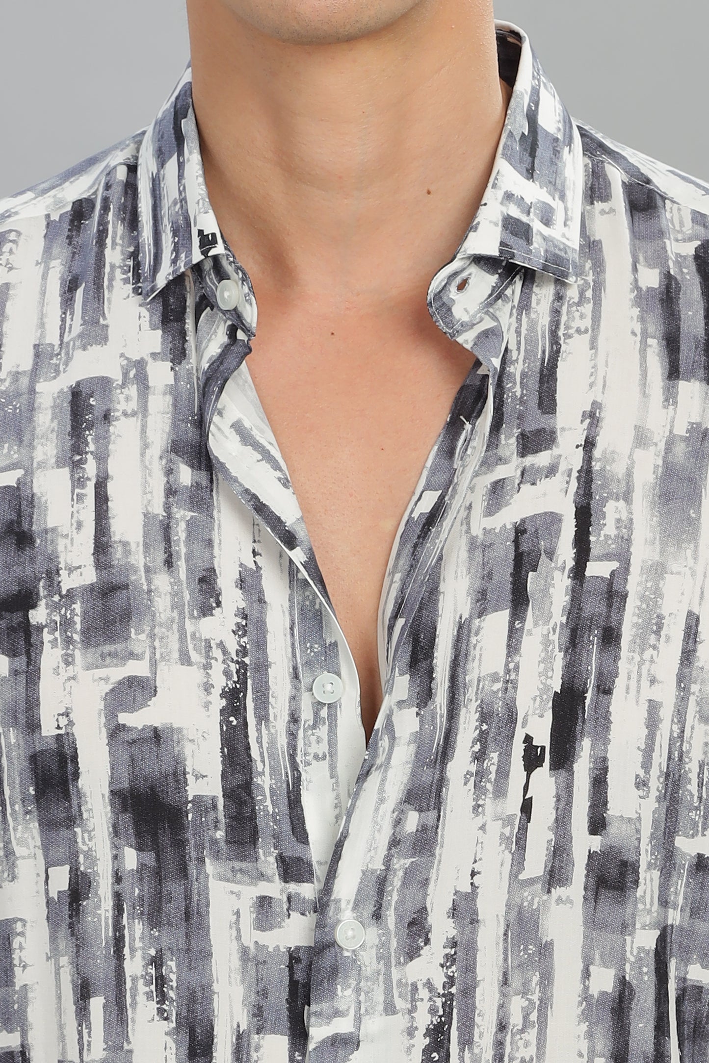 Oldlove Monochrome Motion Print Shirt