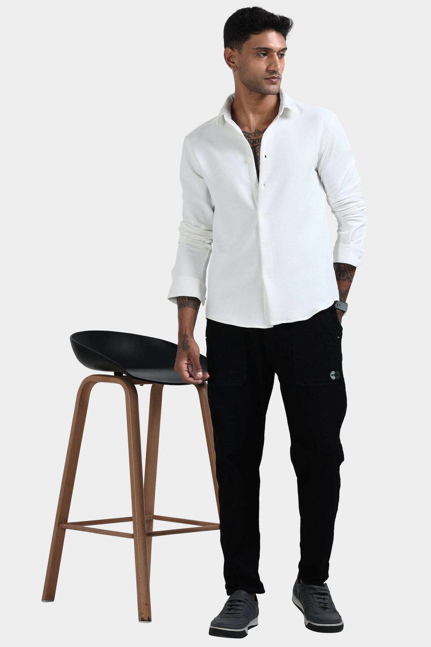 Oldlove White waffle-textured shirt