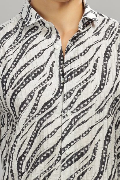 Oldlove Abstract White Print Shirt