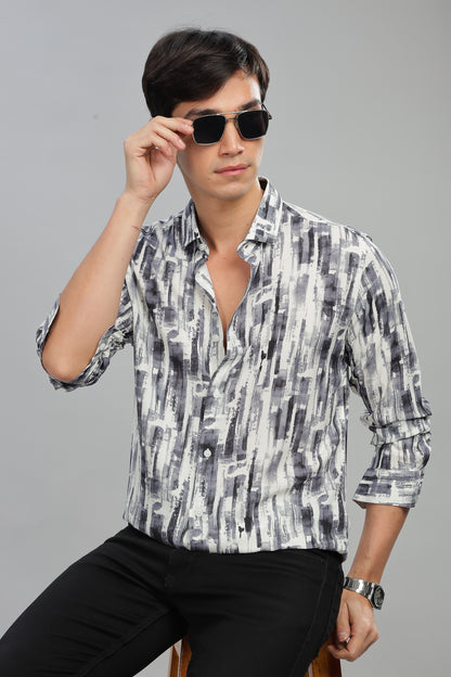 Oldlove Monochrome Motion Print Shirt